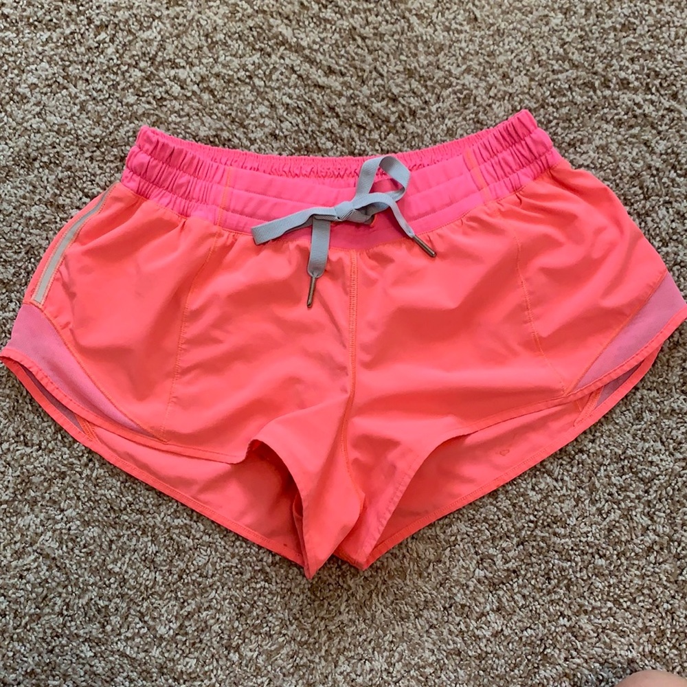 Lululemon Hotty Hot 2.5” Shorts
